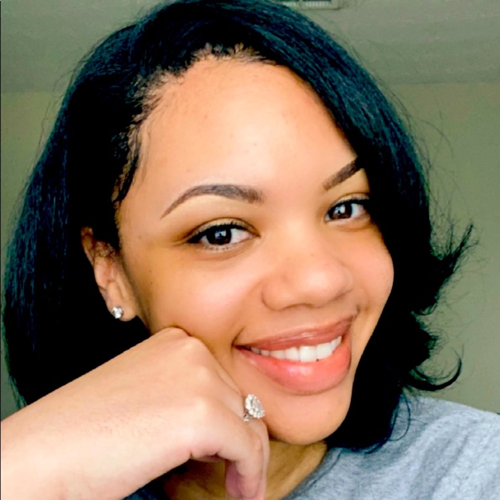 Meet your Posher, Erica